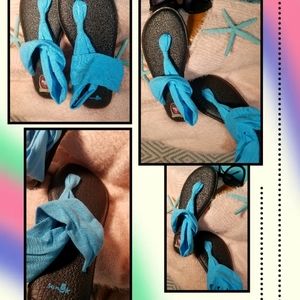 Turquoise elastic sandal